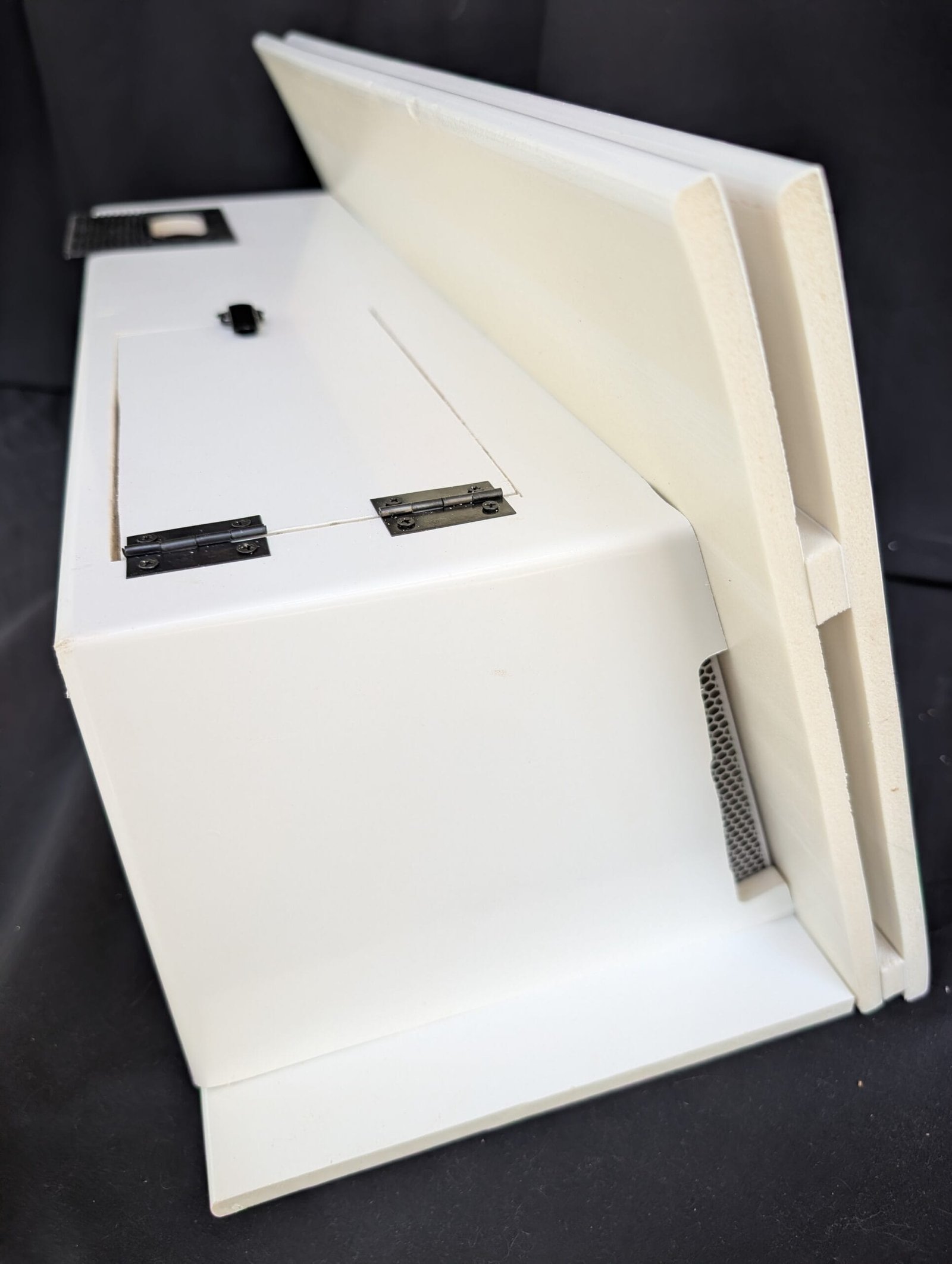 uPVC Swift box with double entrance (front facing and Rutland under entrance) - Image 6